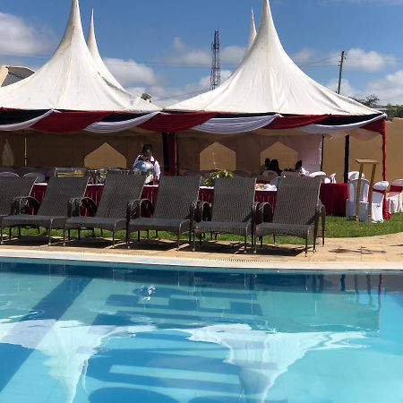 Mara Frontier Hotel Narok エクステリア 写真